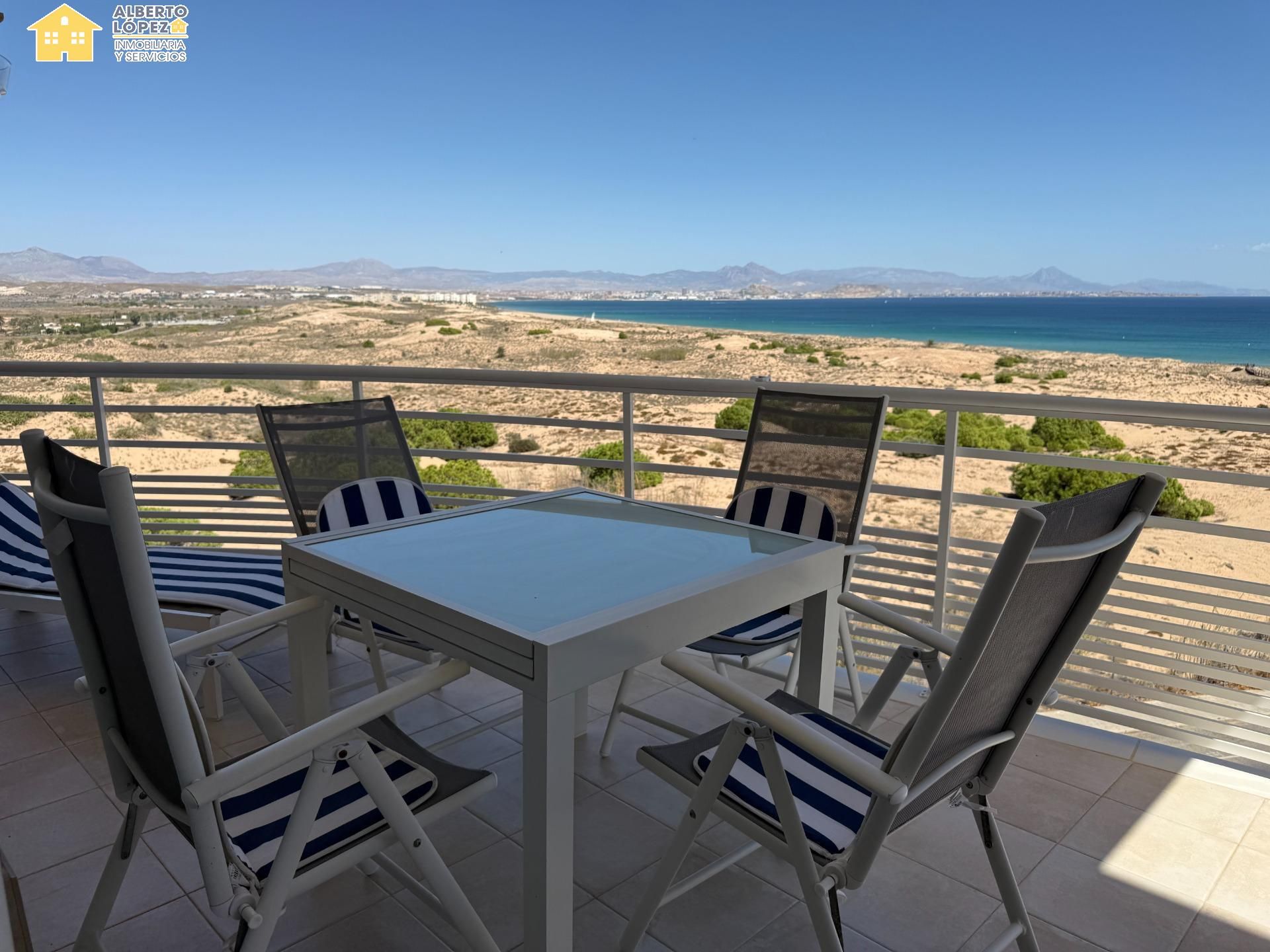 Terrassa de Apartament de lloguer en Elche / Elx amb Aire condicionat, Terrassa i Piscina comunitària