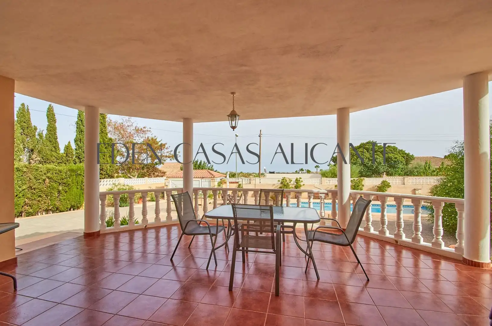 Terrasse von Haus oder Chalet zum Verkauf in Mutxamel mit Klimaanlage, Heizung und Privatgarten