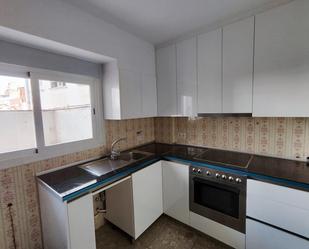 Cuina de Apartament de lloguer en León Capital  amb Terrassa