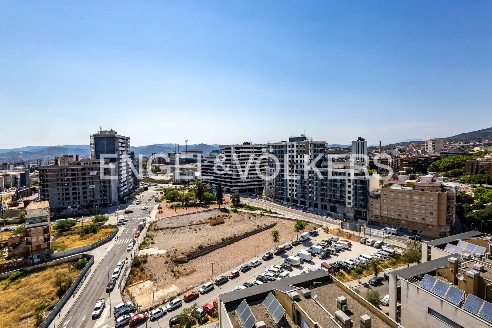 Àtic en venda en L'Hospitalet de Llobregat amb Aire condicionat, Calefacció i Parquet