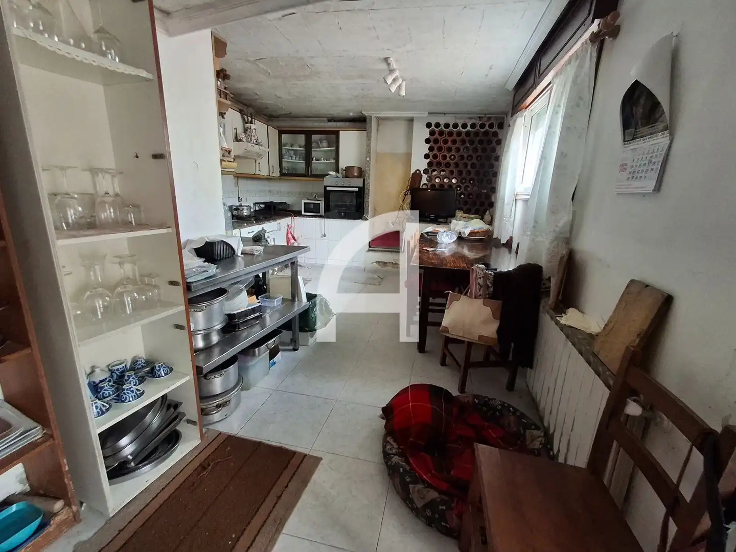 Cuina de Casa o xalet en venda en Vigo  amb Calefacció, Terrassa i Traster