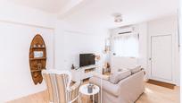 Sala d'estar de Apartament en venda en Sant Pol de Mar amb Aire condicionat