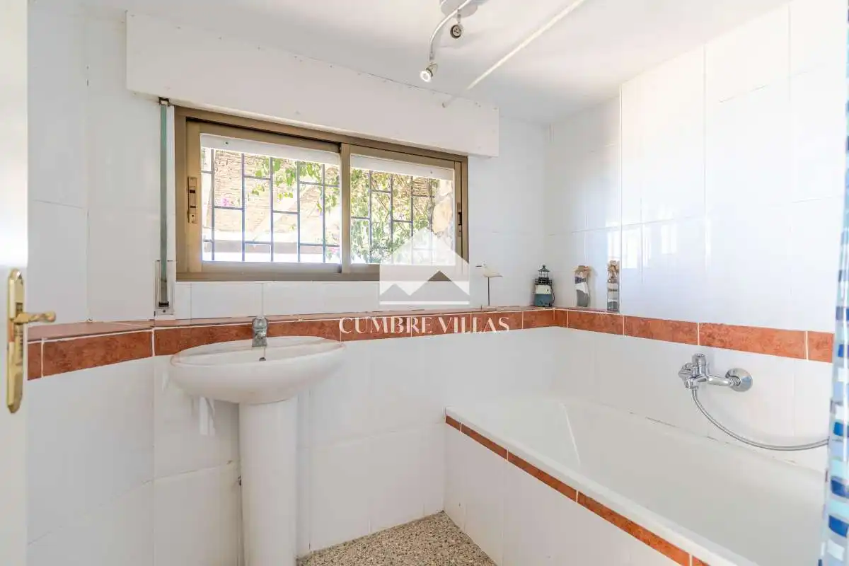 Bedroom of Houses for sale in Salobreña  with Private garden, Terrace and Internet