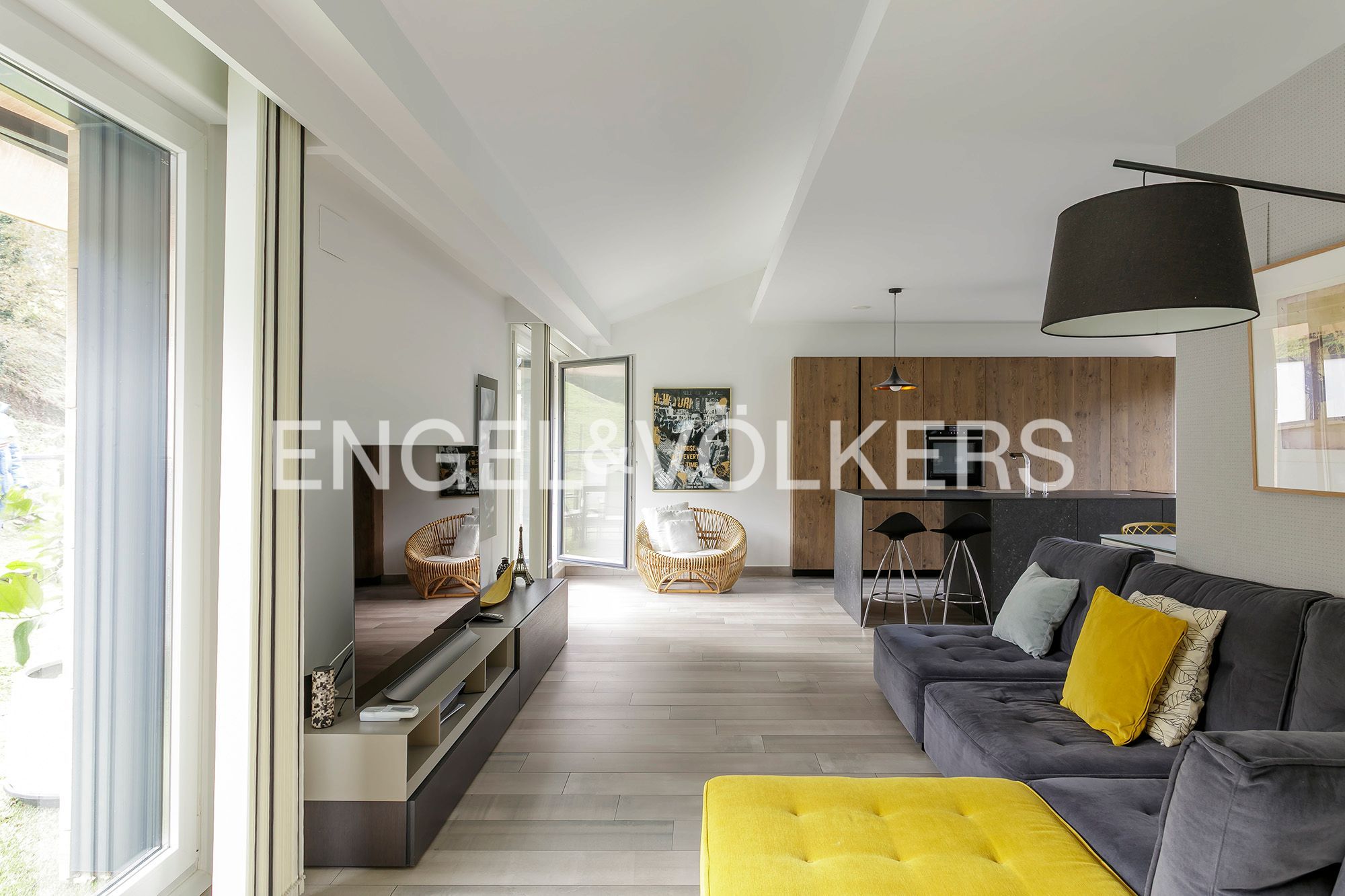 Living room of Duplex for sale in Barakaldo   with Air Conditioner, Heating and Terrace