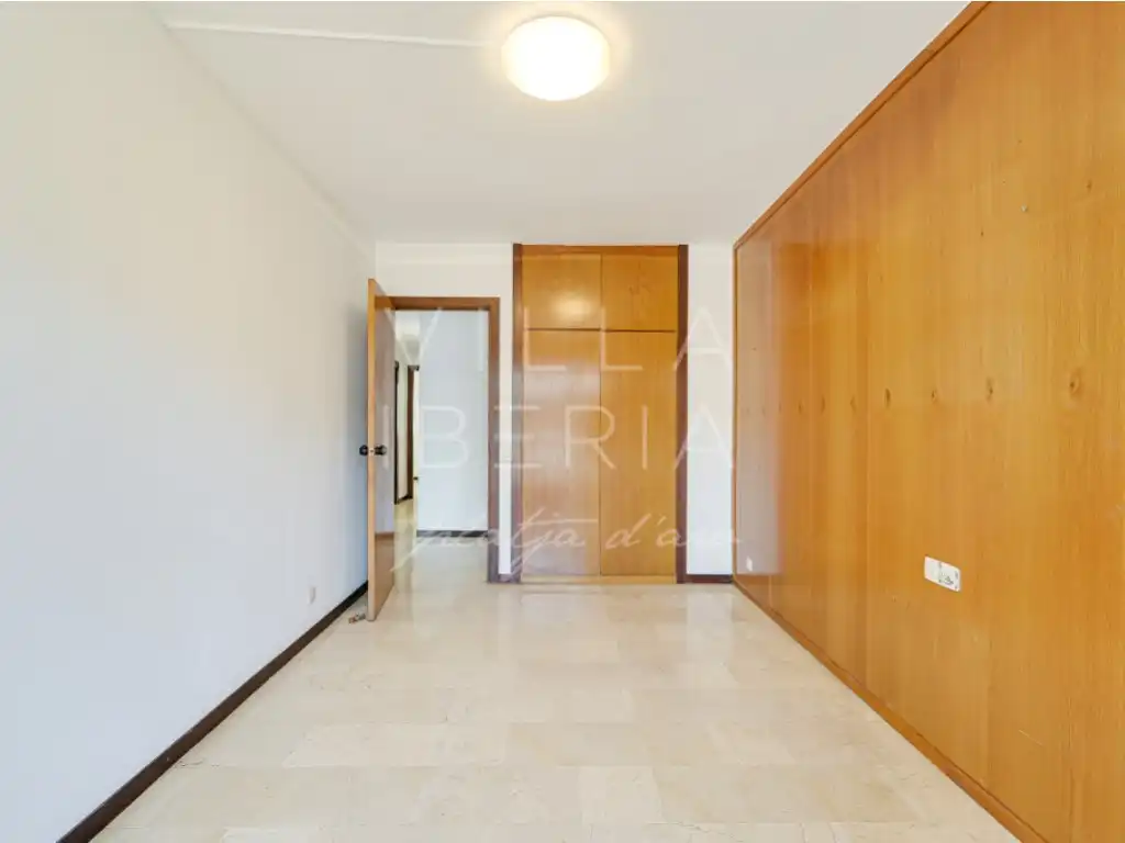 Wohnung zum Verkauf in Calle Joan Maragall, 34, Eixample Nord