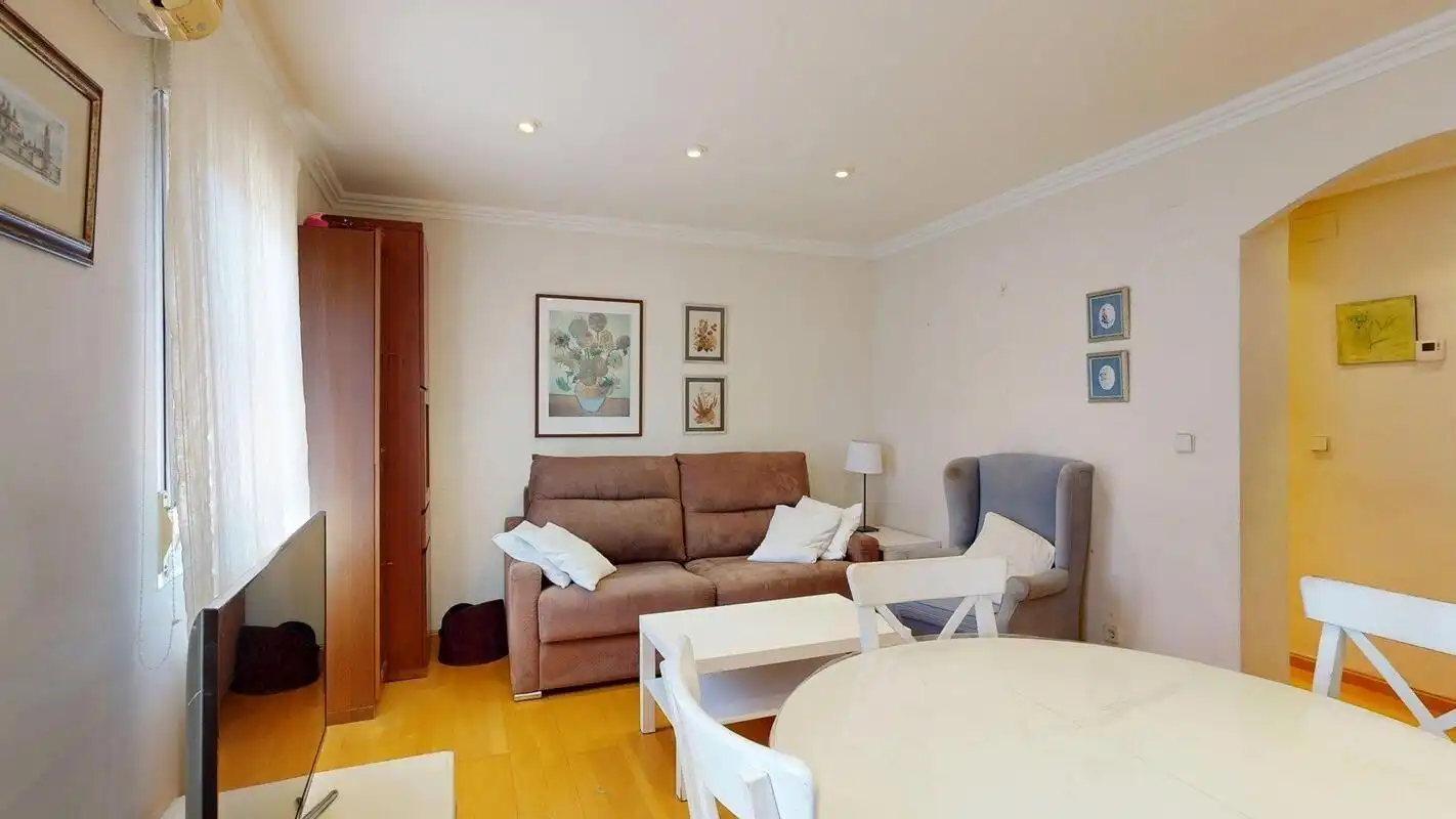 Wohnzimmer von Wohnung zum Verkauf in Zaragoza mit Klimaanlage und Heizung