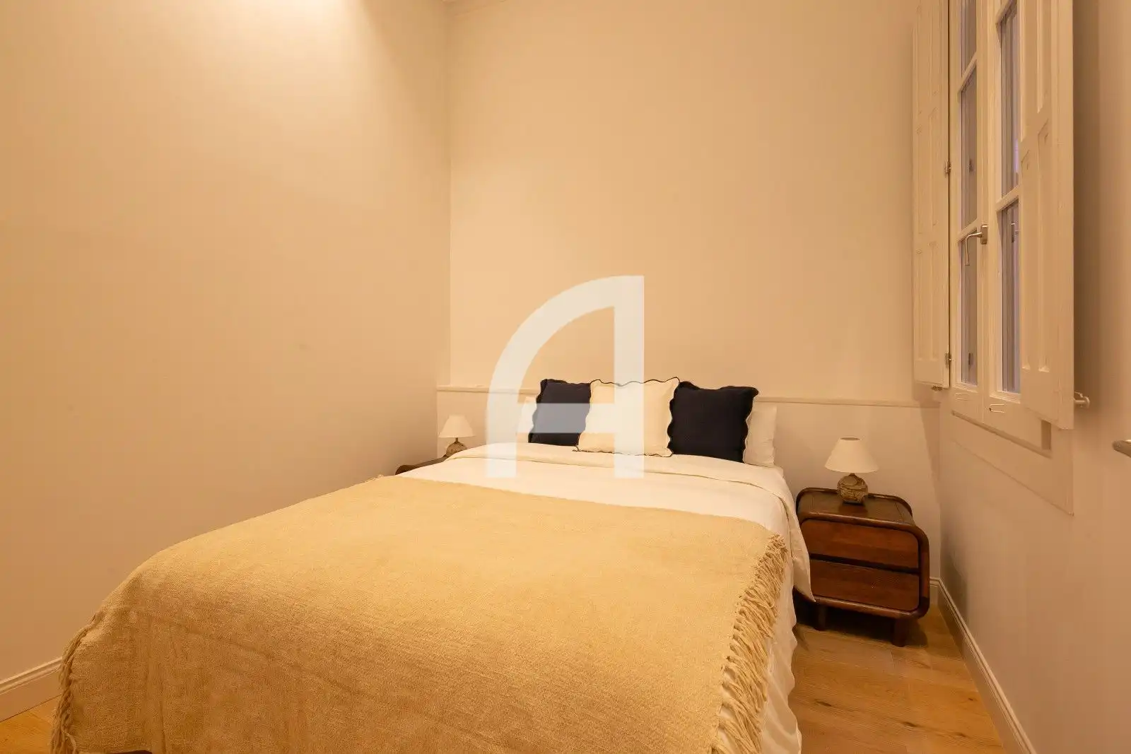 Bedroom of Flat for rent in Barcelona  with Air Conditioner, Heating and Parquet flooring