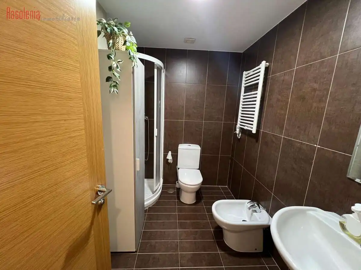Baño de Dúplex en venta en A Coruña Capital  con Calefacción