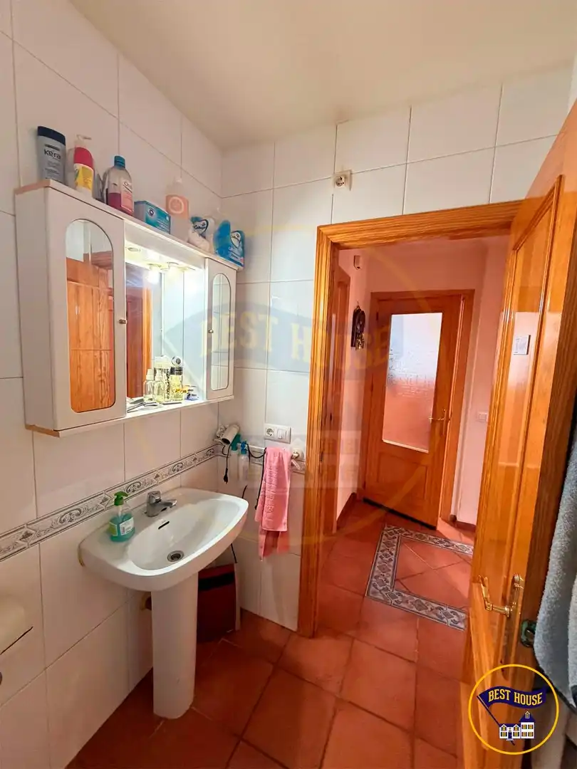Baño de Finca rústica en venta en Carboneras de Guadazaón con Calefacción y Amueblado