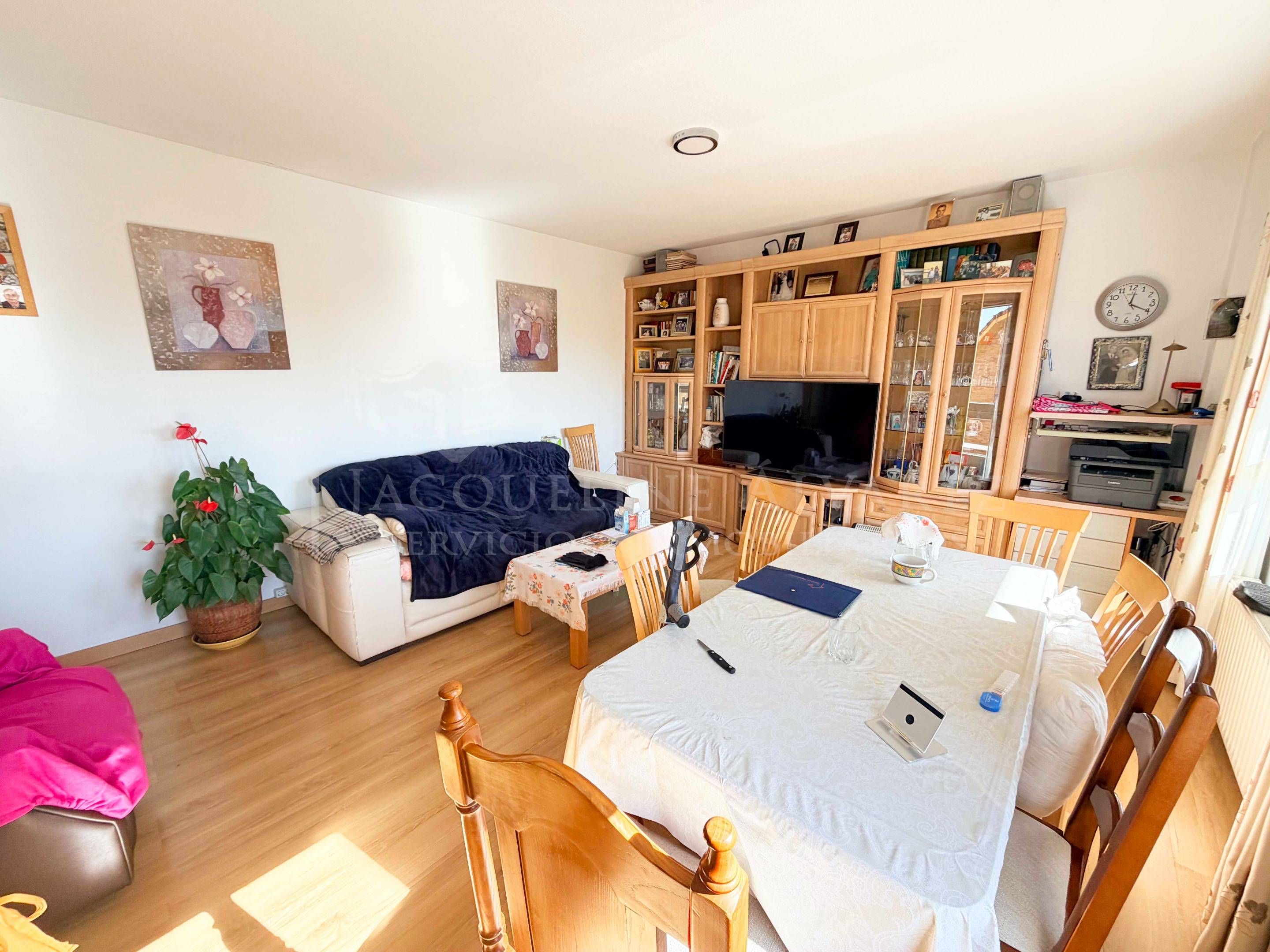 Sala d'estar de Pis en venda en Parla amb Aire condicionat, Calefacció i Traster