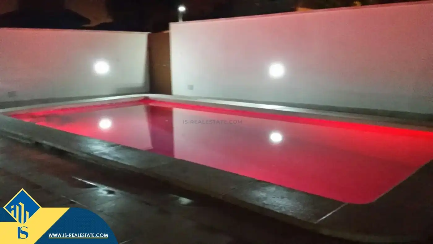 Schwimmbecken von Haus oder Chalet zur Miete in Torrevieja mit Klimaanlage, Terrasse und Schwimmbad