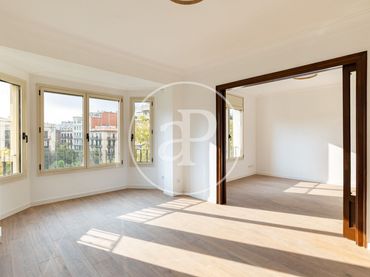 Appartement avec balcon à louer à Avinguda de Roma