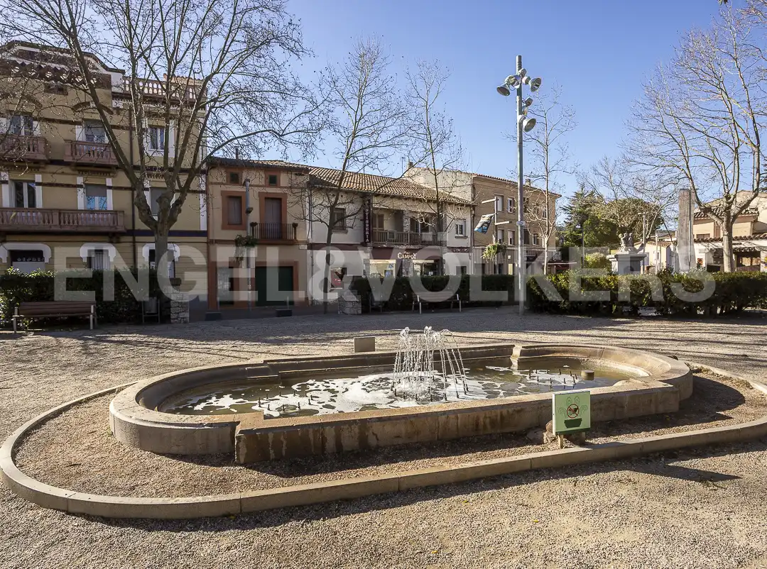 Wohnbaugrundstück zum Verkauf in Begues, imagen 9