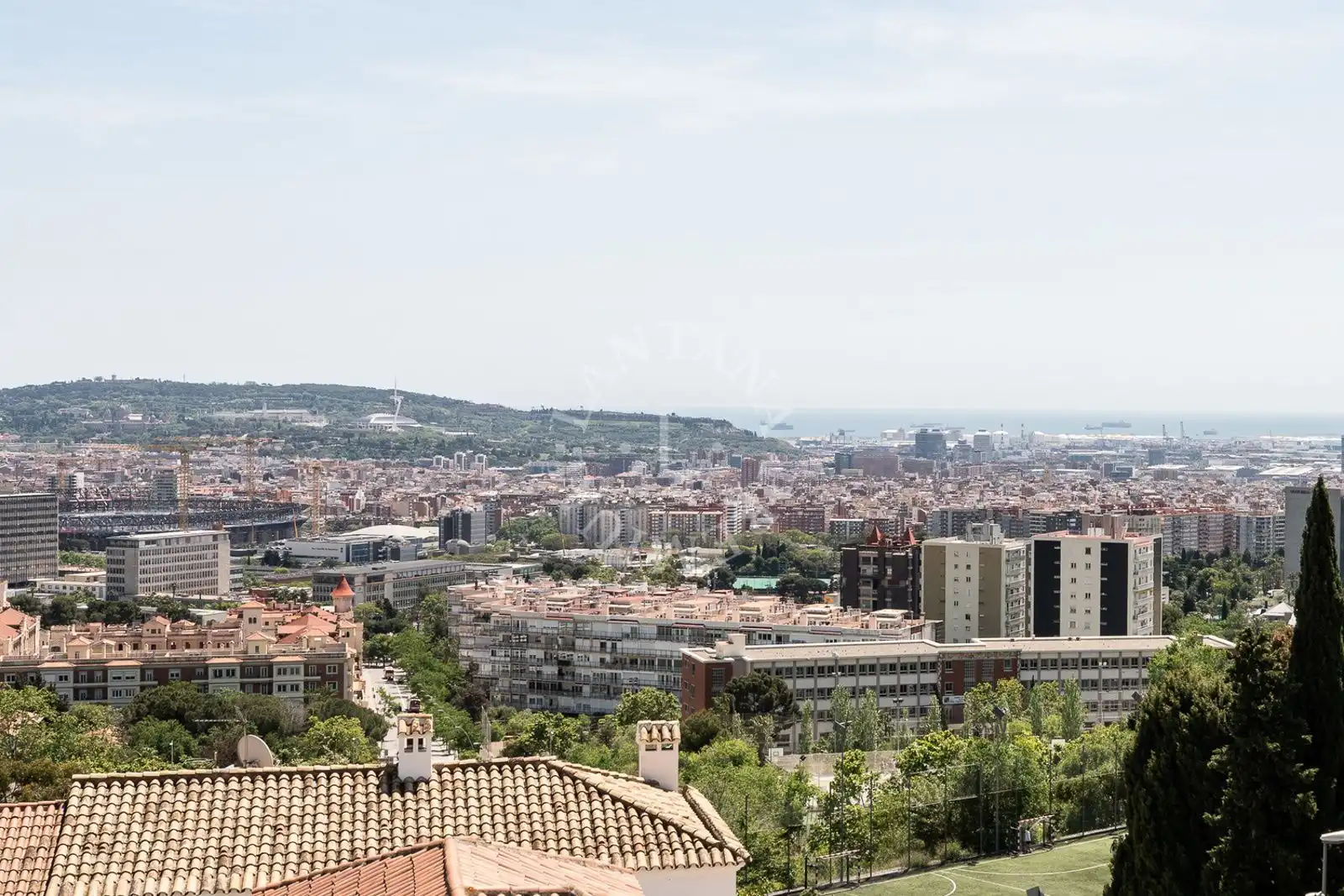 Vista exterior de Casa o chalet en venta en Barcelona con Trastero
