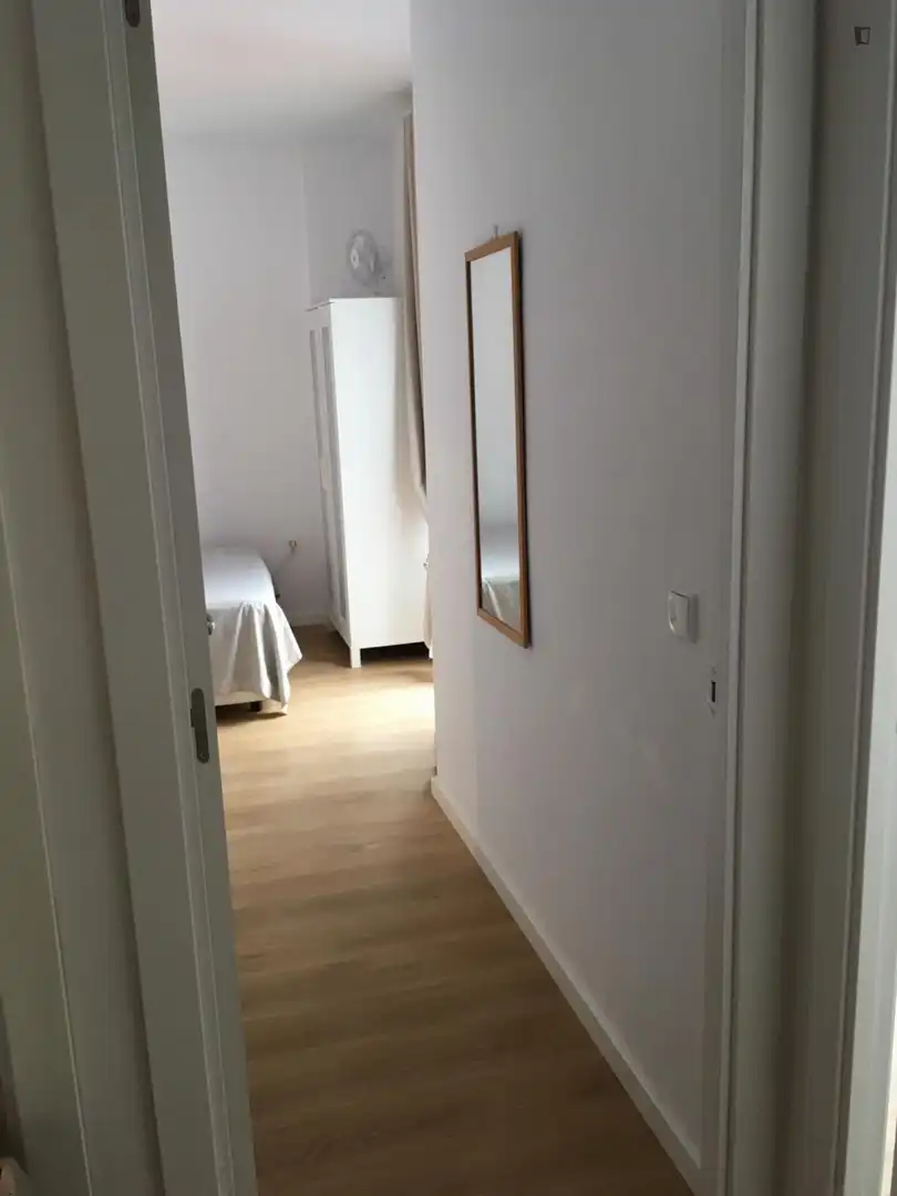 Room in Triana Este