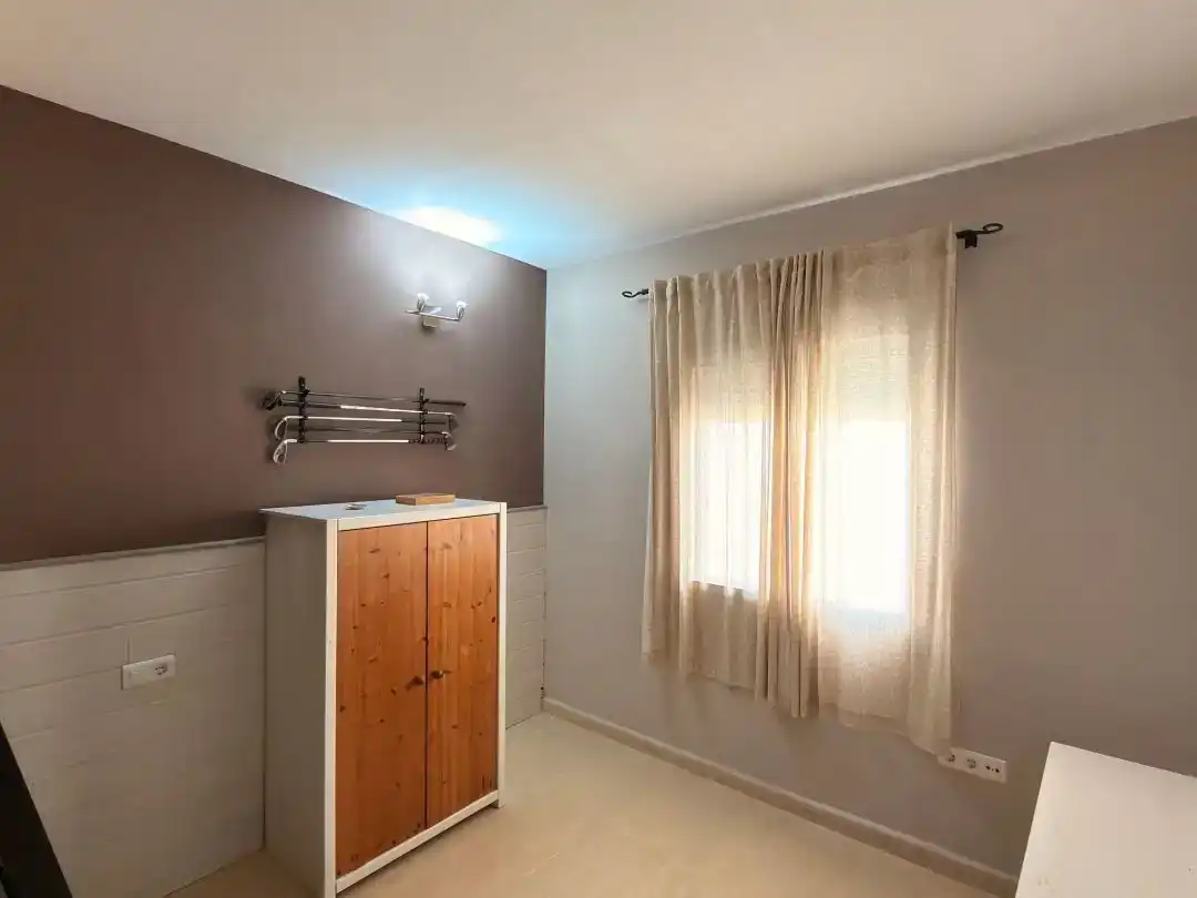Habitación de Piso en venta en Benamargosa, Málaga
