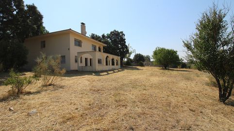Chalet independiente con gran parcela en Caraquiz, Bild 2