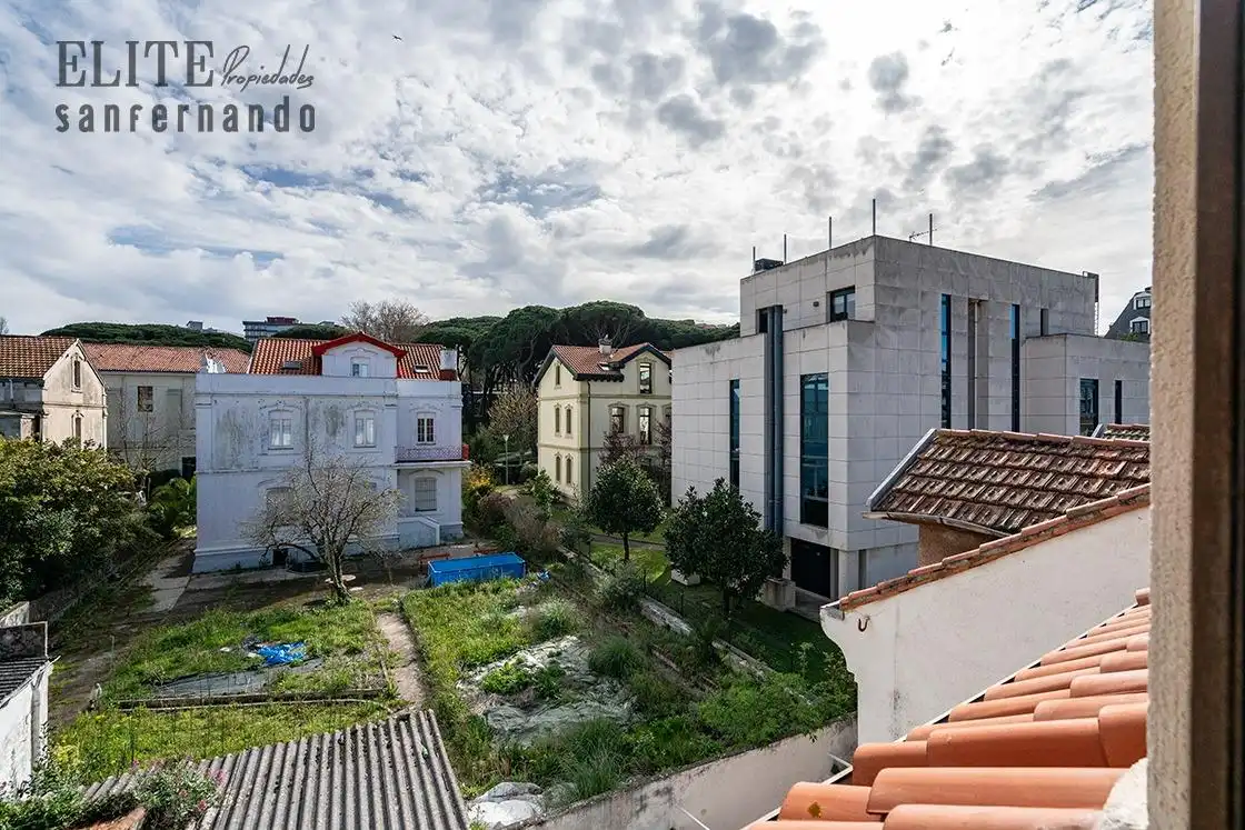 Vista exterior de Casa o chalet en venta en Santander con Calefacción, Jardín privado y Parquet