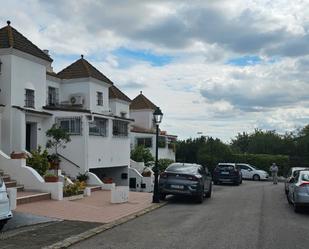 Exterior view of Single-family semi-detached for sale in Tomares