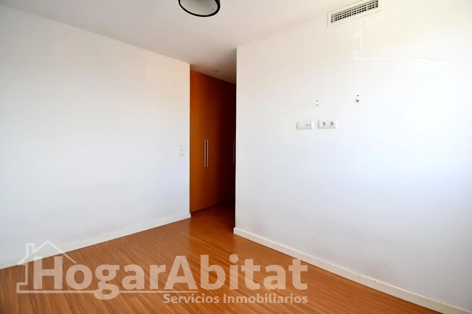 Dormitori de Àtic en venda en L'Alqueria de la Comtessa amb Parquet i Terrassa