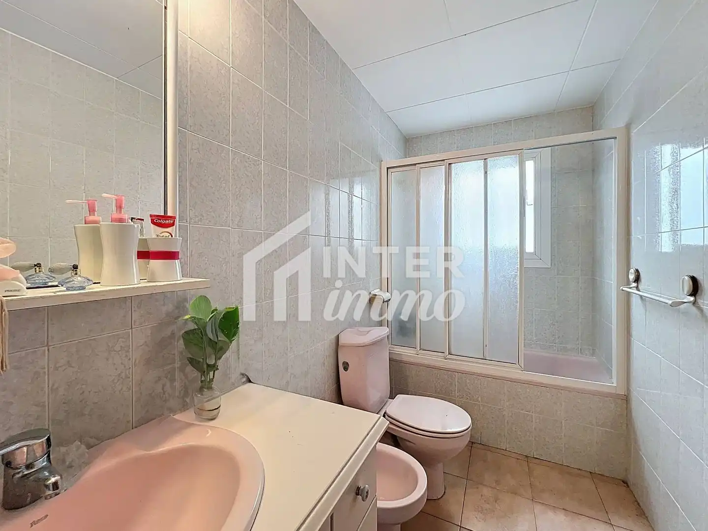 Dormitori de Apartament en venda en Centre