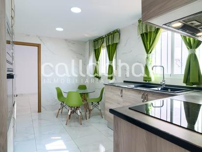 Kitchen of Flat for sale in Picassent  with Terrace and Balcony