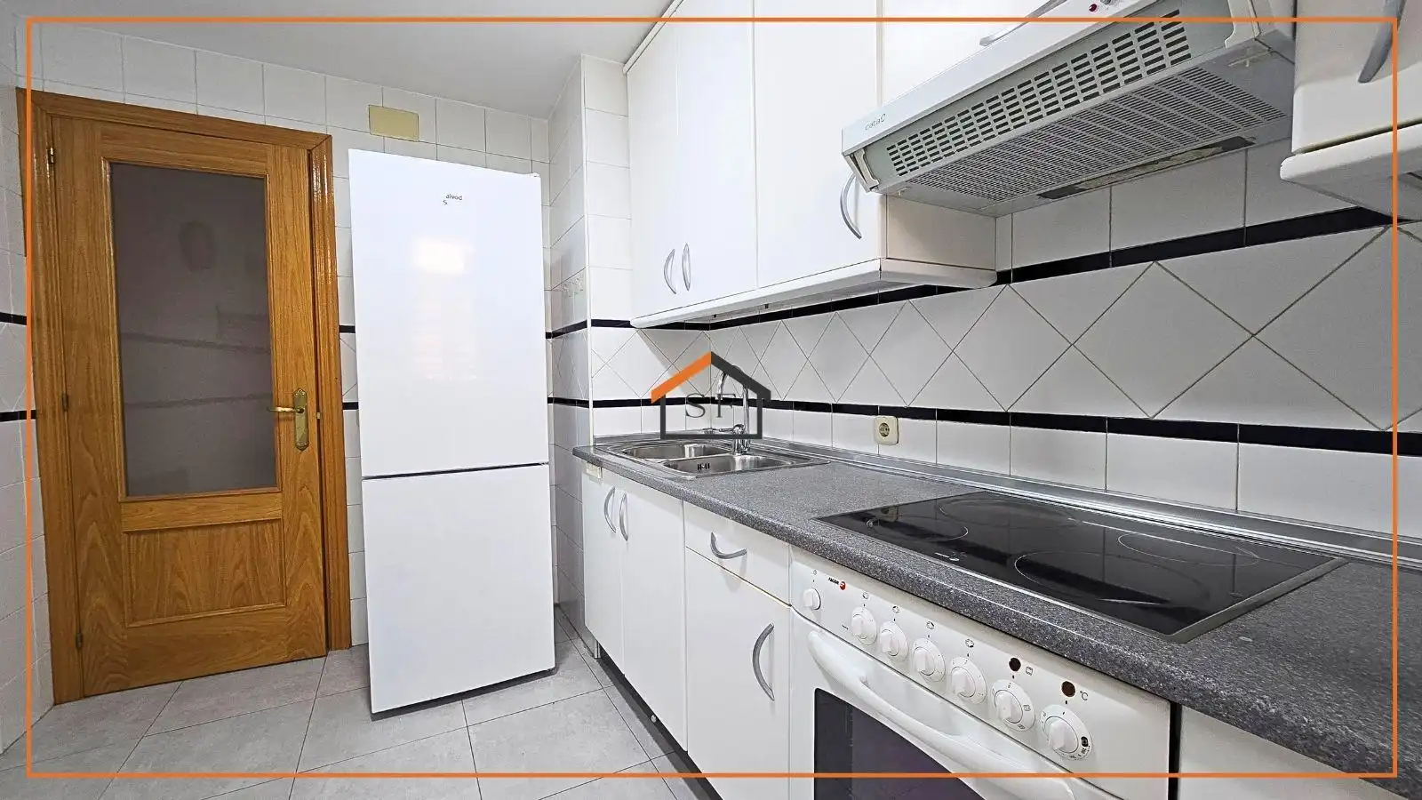 Flat with lift for sale in CIUDAD ENCANTADA, imagen 26