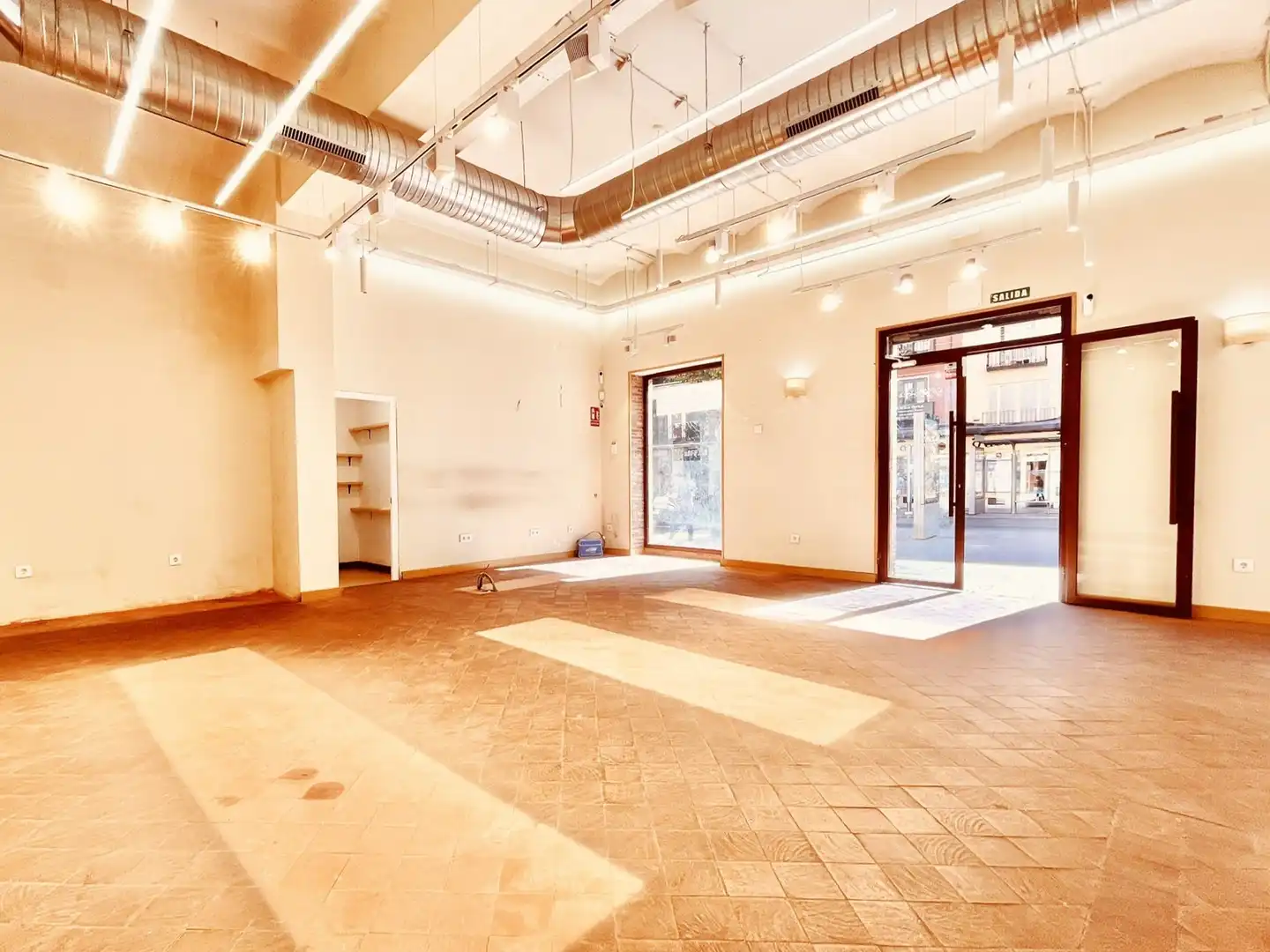 Commercial properties for rent in Calle de Toledo, 52, Palacio