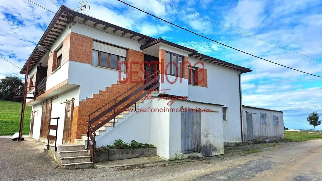 Casa amb terrassa en venda a Carriazo, imagen 2