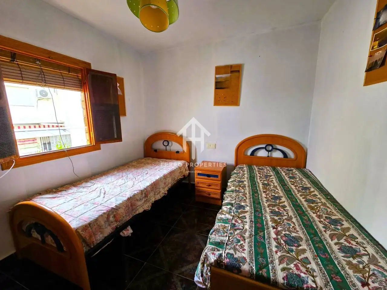 Casa o xalet en venda a Calle Granada, Loja