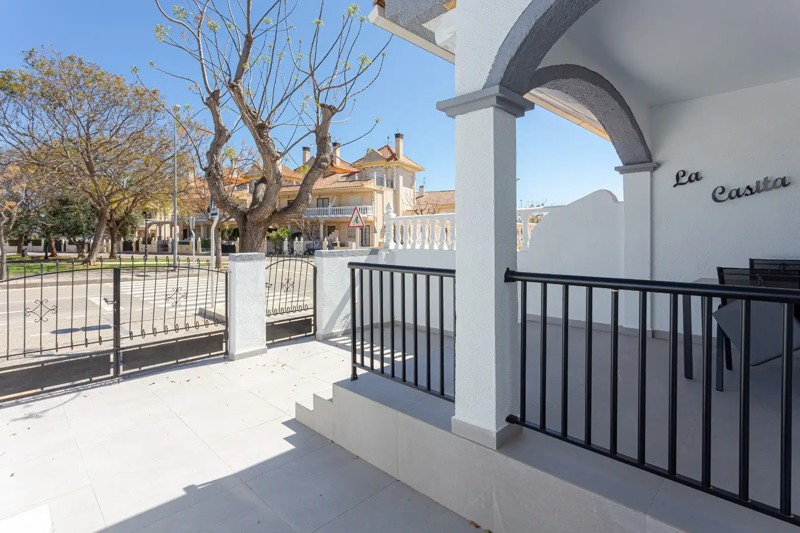 Terrassa de Casa o xalet en venda en Pilar de la Horadada amb Traster, Moblat i Rentadora