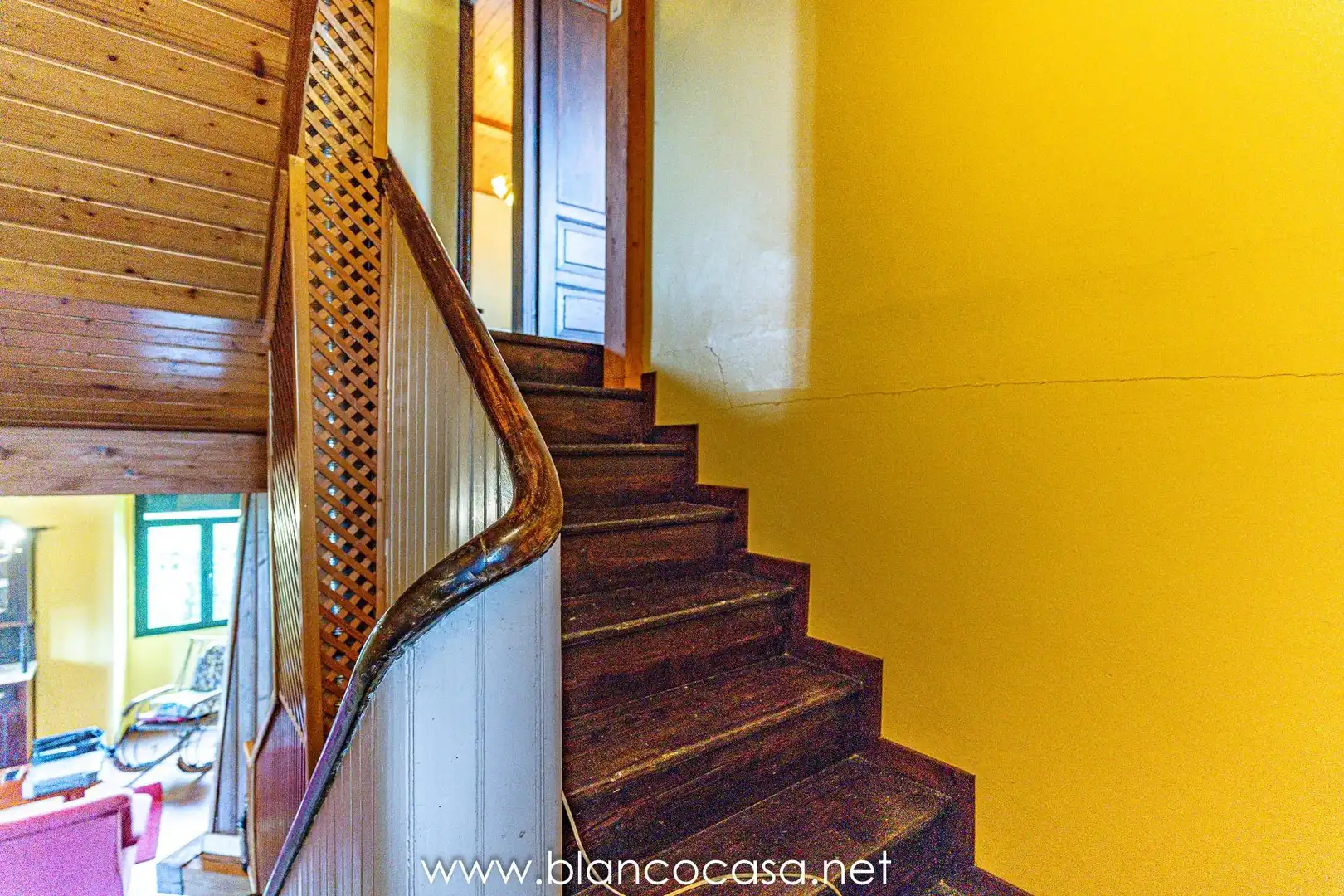 Houses for sale in Coristanco  with Private garden, Storage room and Furnished