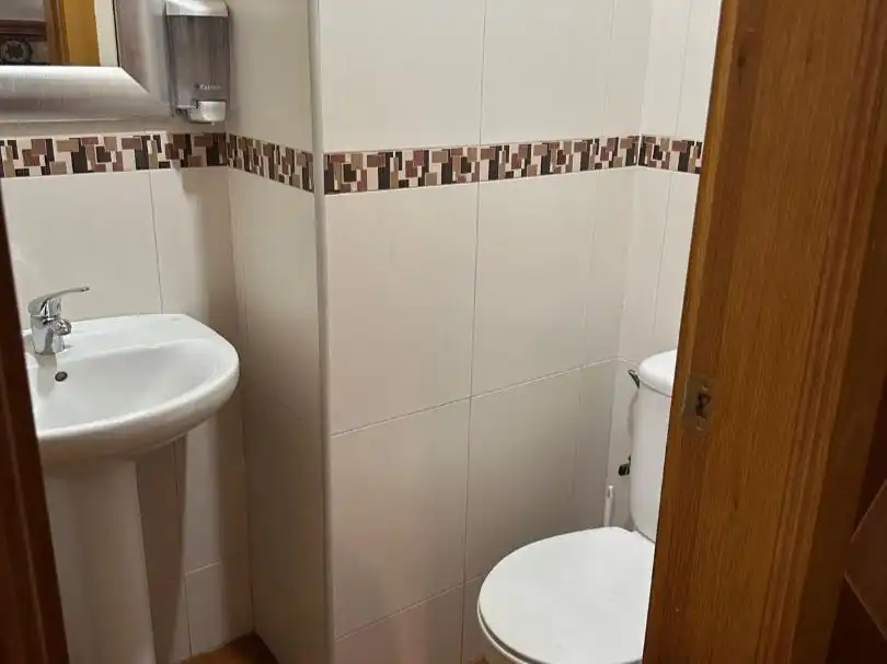 Baño de Local en venta en Berja con Aire acondicionado, Calefacción y Amueblado