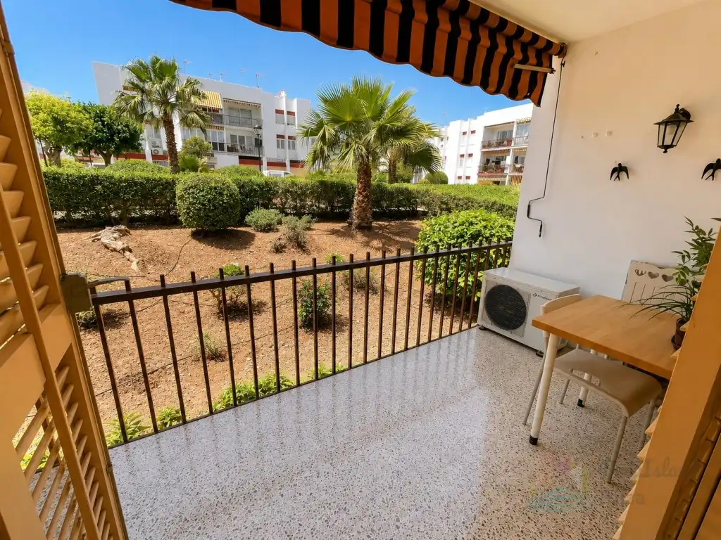 Rez-de-chaussée à vendre à Calle Ciudad Jardin