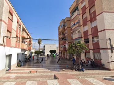 Wohnung zum Verkauf in Calle Saturno (R) 4 Escalera 1 Planta 2 Puerta 2 4