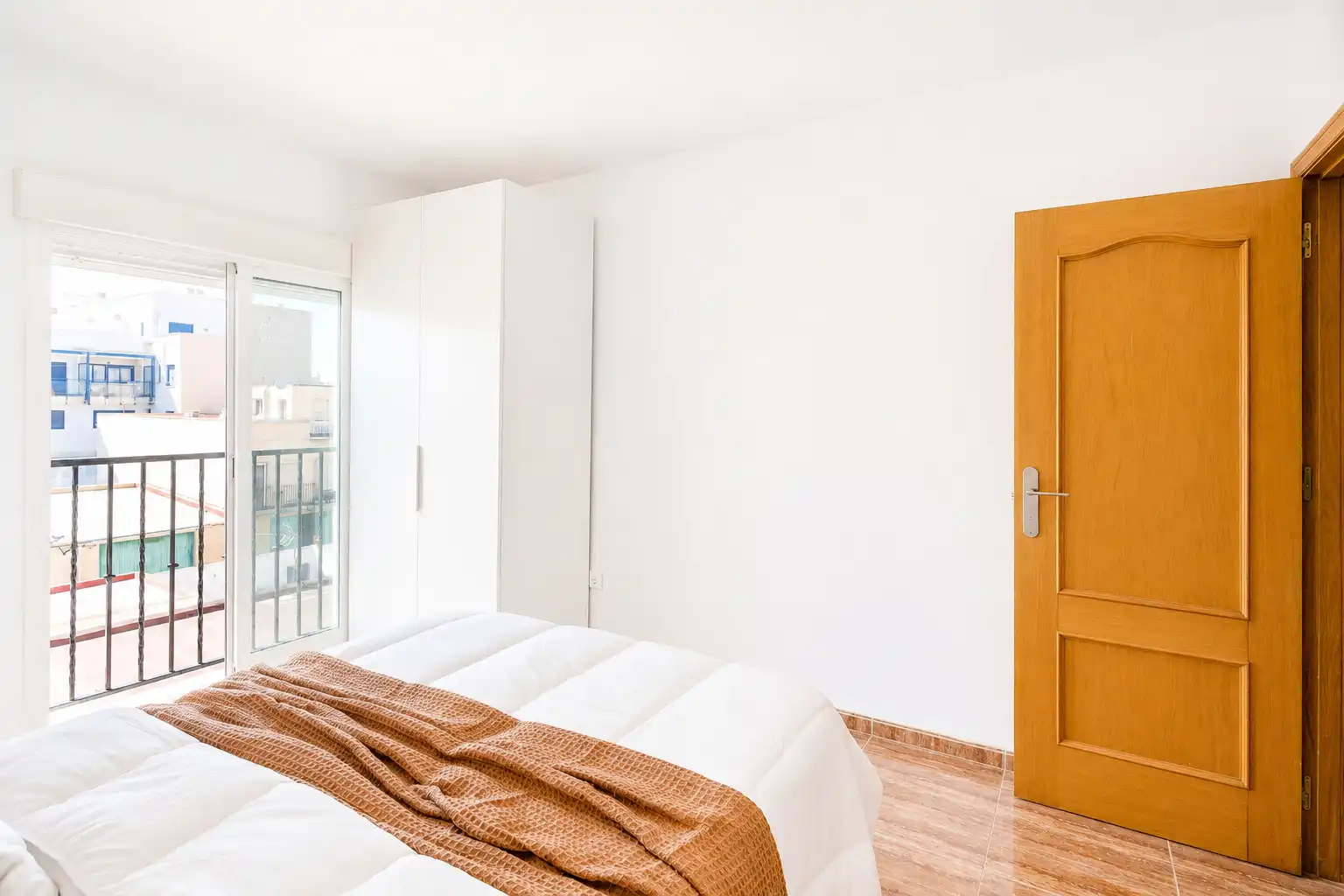 Habitación de Piso en venta en Garrucha con Aire acondicionado, Calefacción y Trastero