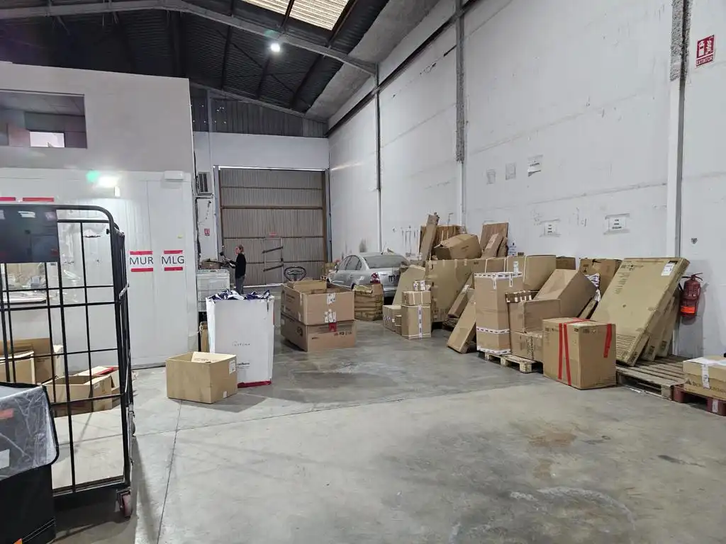 Industrial buildings for rent in Carrer 10, 6, Montepilar