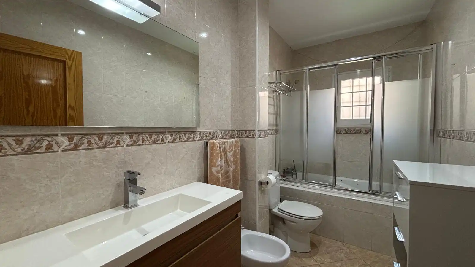 Bathroom of Detached homes for sale in Cartagena  with Air Conditioner, Heating and Private garden