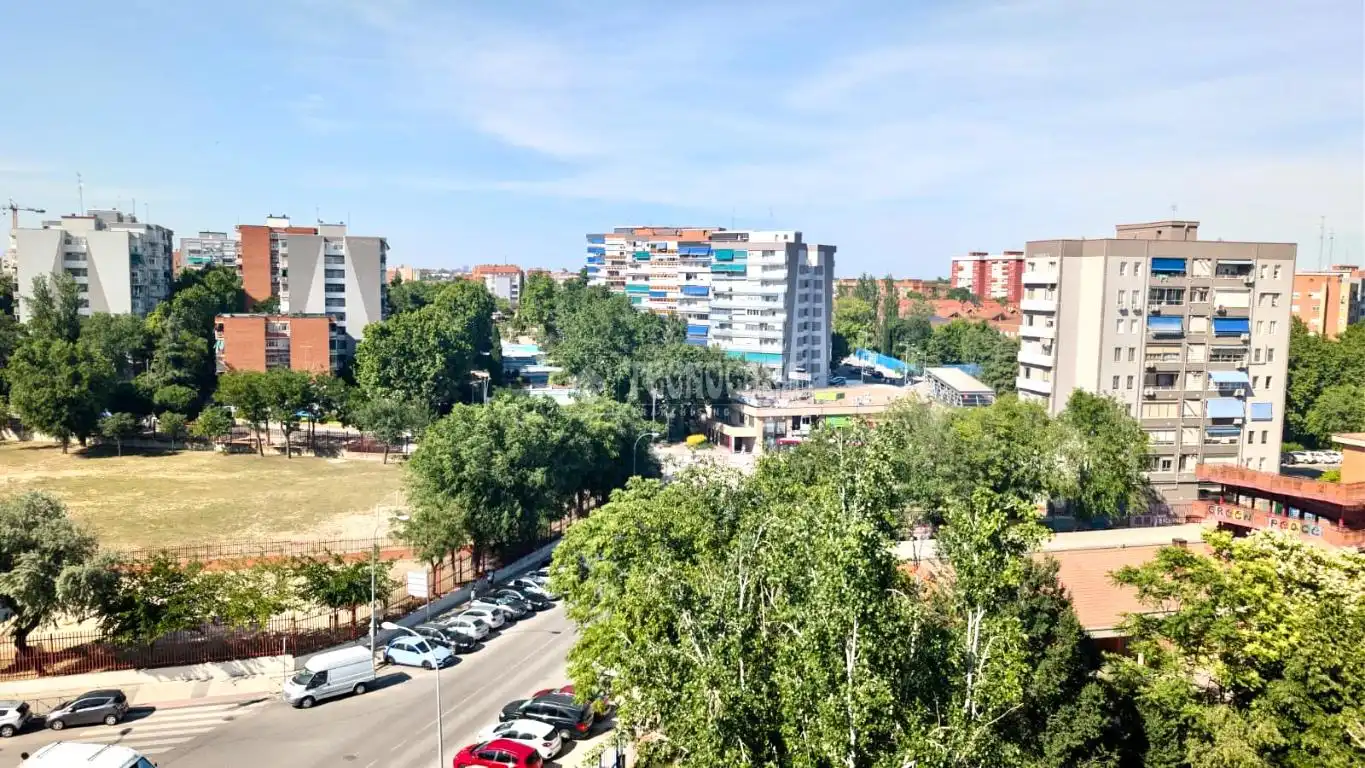 Exterior view of Flat for sale in Fuenlabrada  with Air Conditioner and Heating