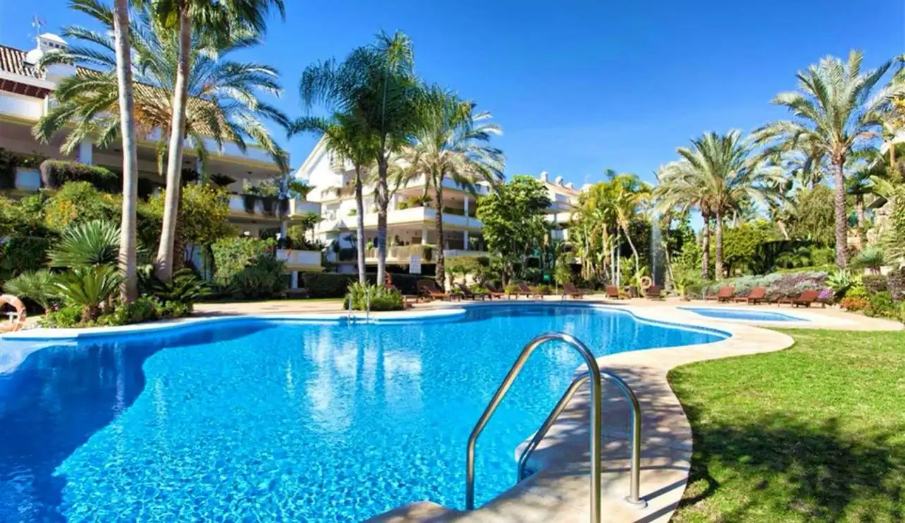 Apartamento con piscina en venta en DE LA CRUZ 21, imagen 2