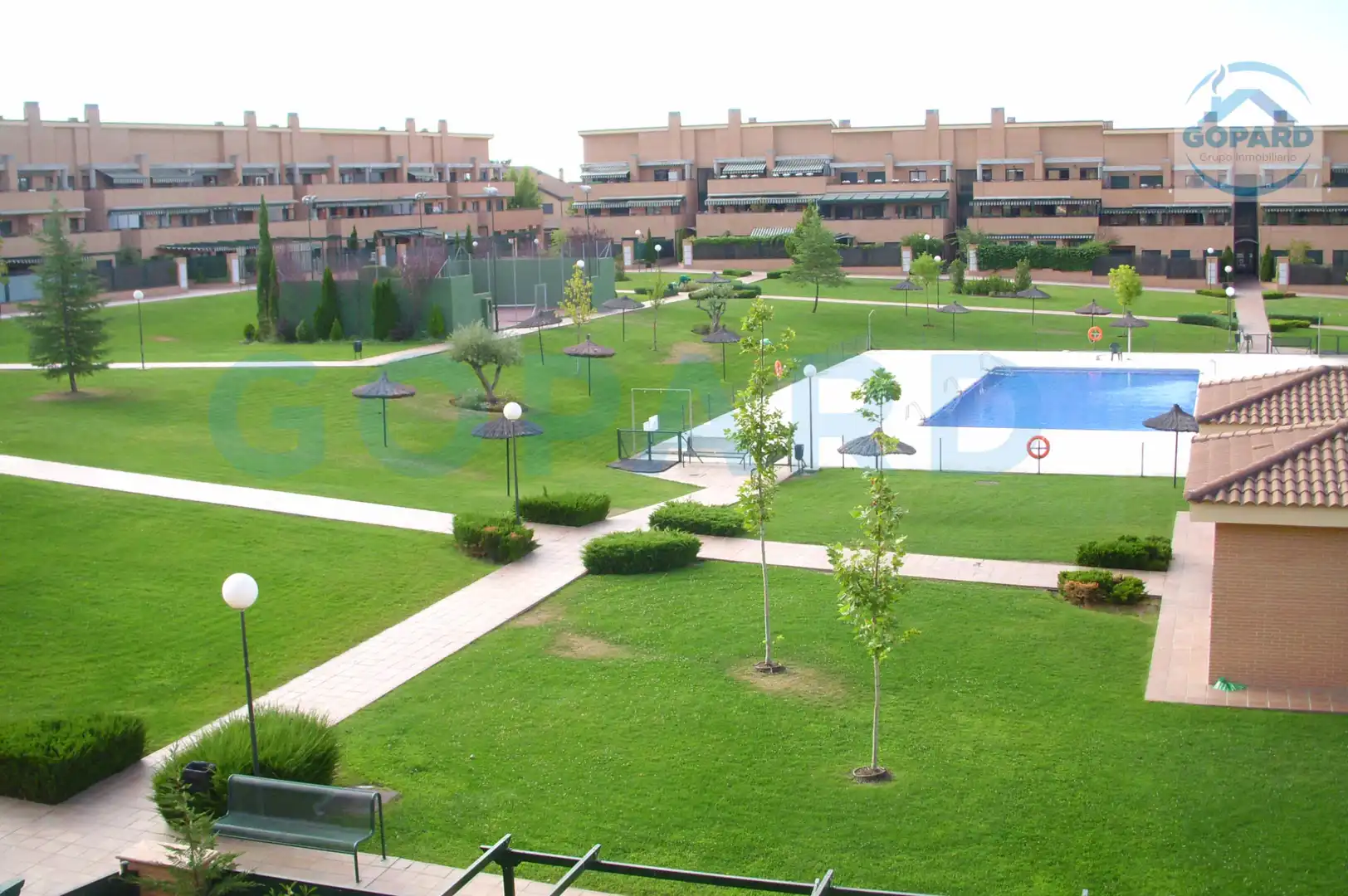 Jardí de Garatge de lloguer en Villanueva de la Cañada