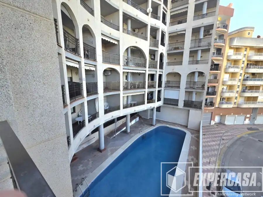 Piscina de Apartament de lloguer en Cullera amb Terrassa, Piscina i Moblat