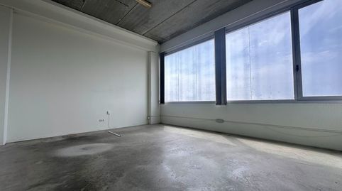 Foto 2 von Fabrikhallen zur Miete in Vapor, Pomar, Badalona