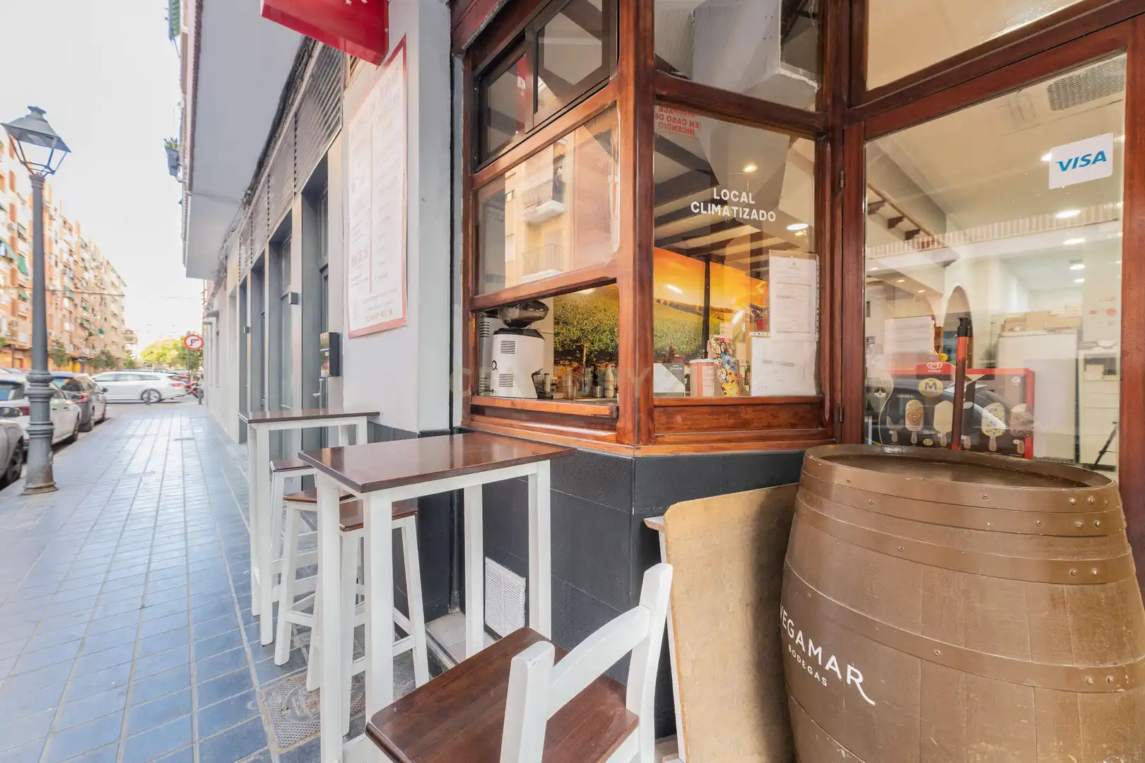 Local en venta en Valencia con Aire acondicionado y Alarma