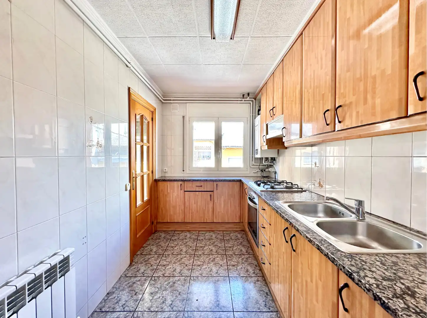 Kitchen of Flat for sale in Torelló  with Heating, Terrace and Storage room