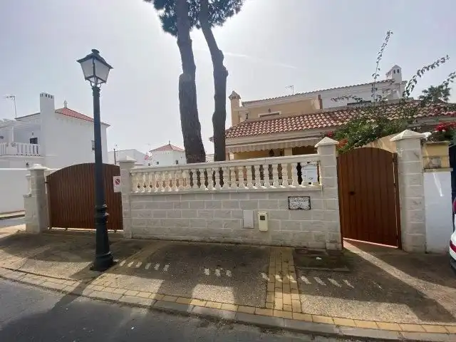 Chalet en venta en Urbasur
