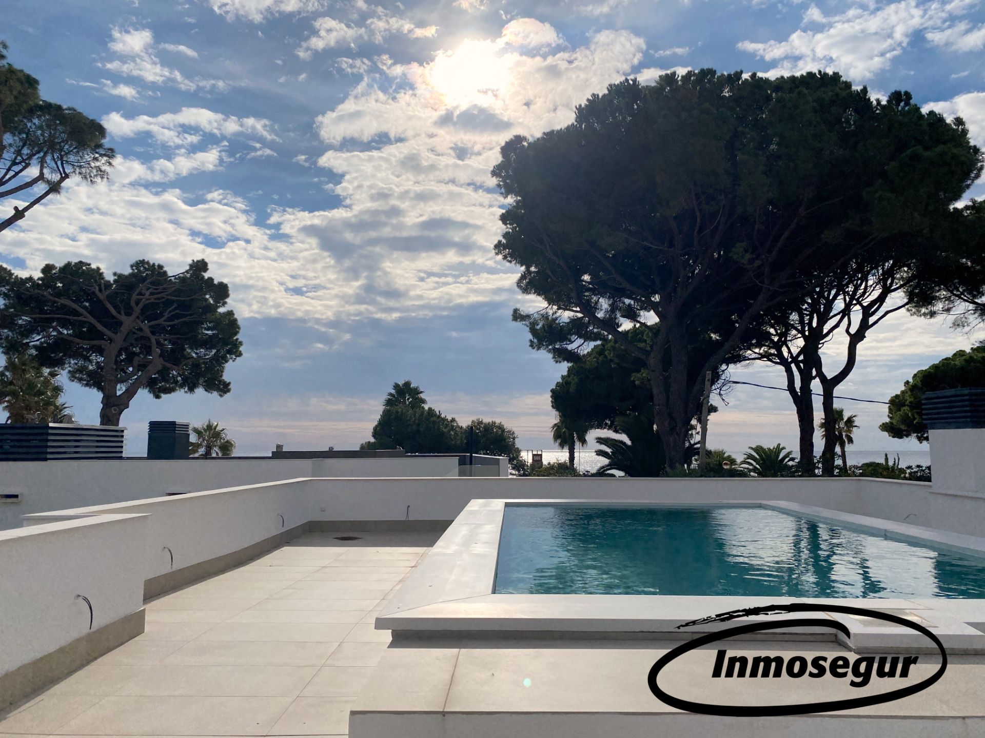 Piscina de Casa o xalet en venda en Cambrils amb Aire condicionat, Calefacció i Jardí privat