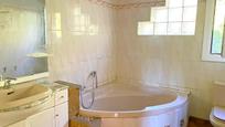 Bathroom of House or chalet for sale in La Torre de Claramunt