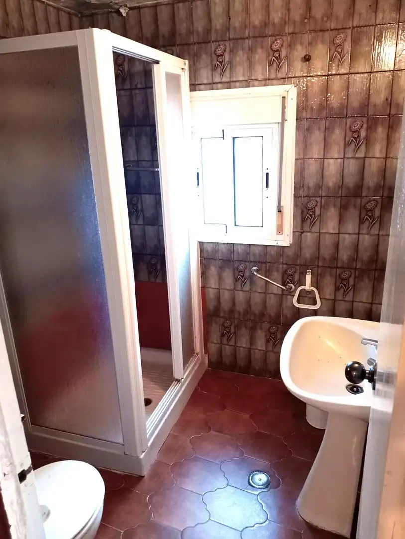 Bathroom of Houses for sale in Castilblanco de los Arroyos  with Terrace, Storage room and Balcony