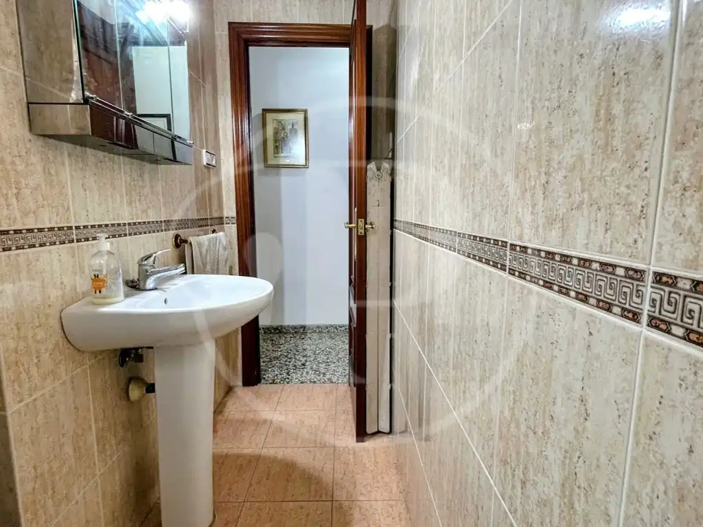 Badezimmer von Wohnungen zum Verkauf in Xirivella mit Klimaanlage und Balkon